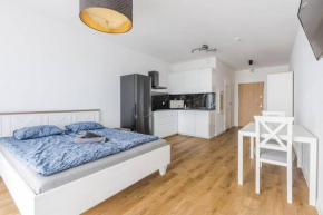 Golden Apartments&W25-21